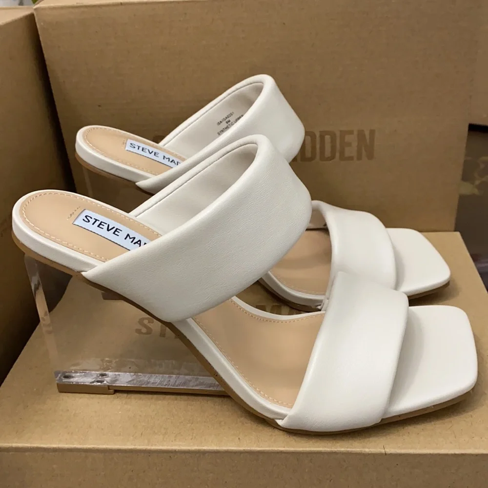 Steve Madden Isa White Sandal NWB - Picture 6 of 8